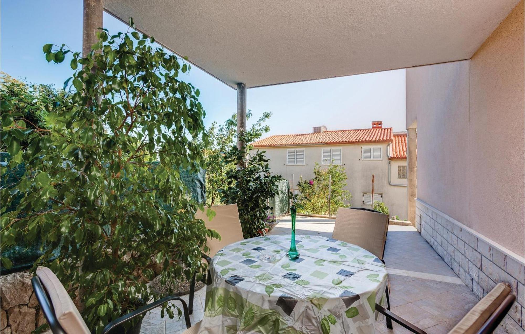 Amazing Apartment In Podstrana With Wifi Zewnętrze zdjęcie